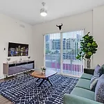 Bright And Airy 2 Bed On Biscayne Blvd With Free Park