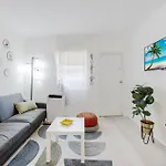 Chic 1Br Getaway Steps From Brickell