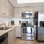 Roami At Habitat Brickell