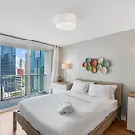 Fantastic 2Br Condo On 31St Floor Free Parking