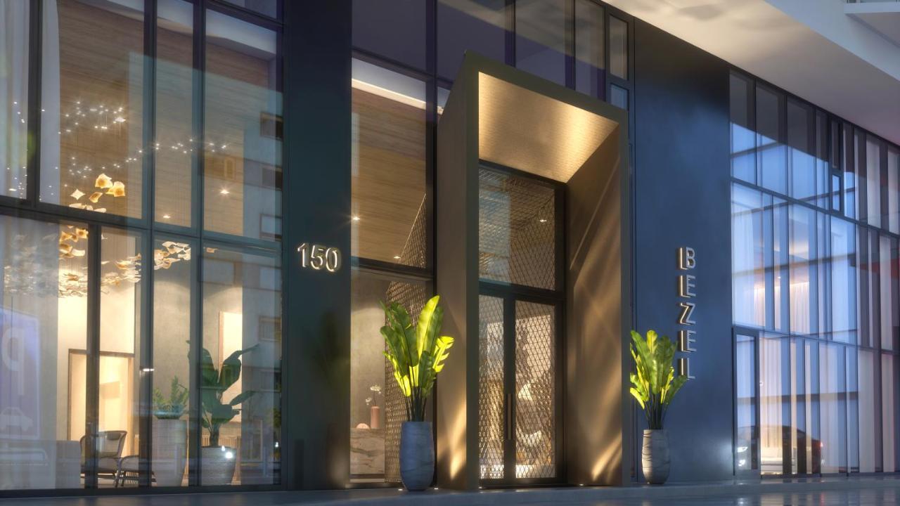 Global Luxury Worldcenter *