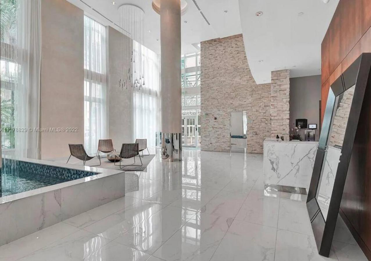 Amazing Loft Style 1 Bed With Water And City Views Holiday home