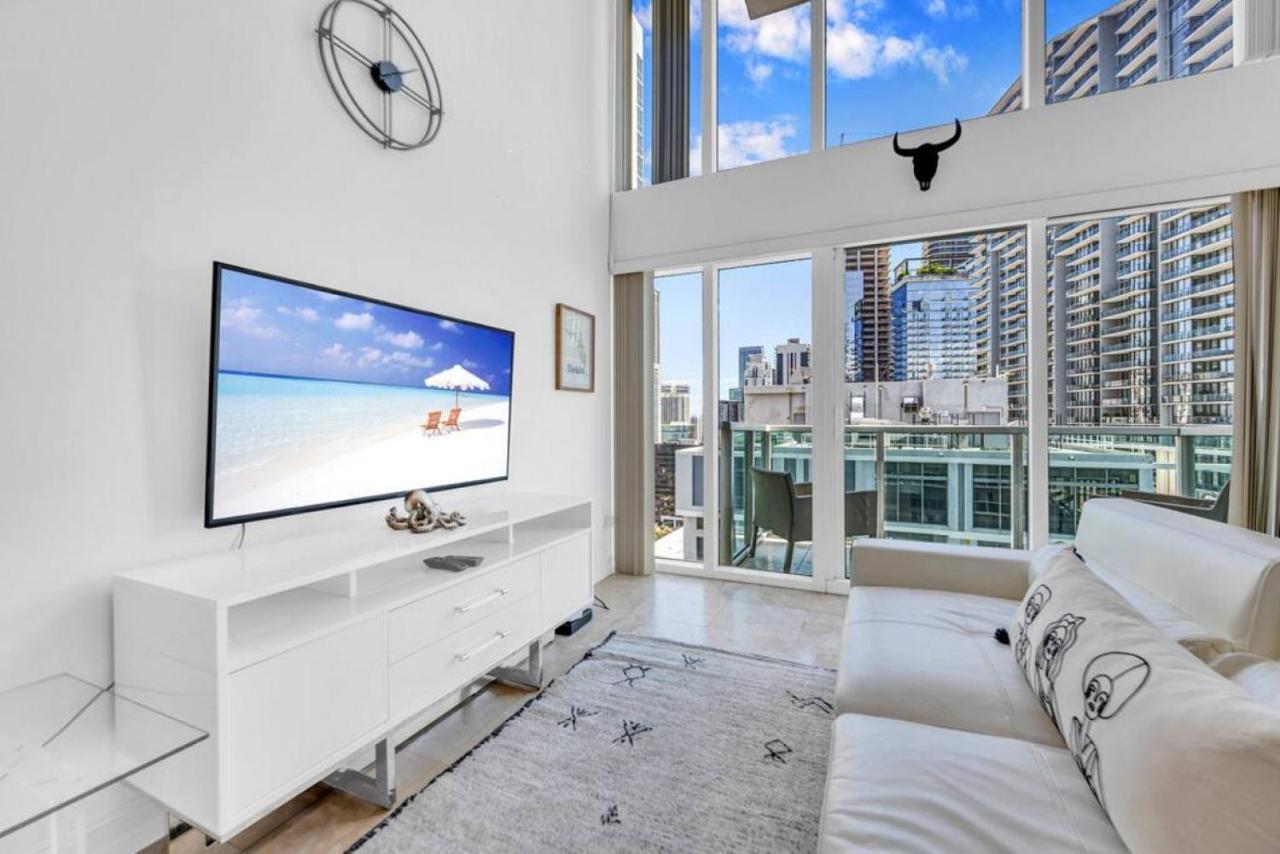Holiday home Amazing Loft Style 1 Bed With Water And City Views