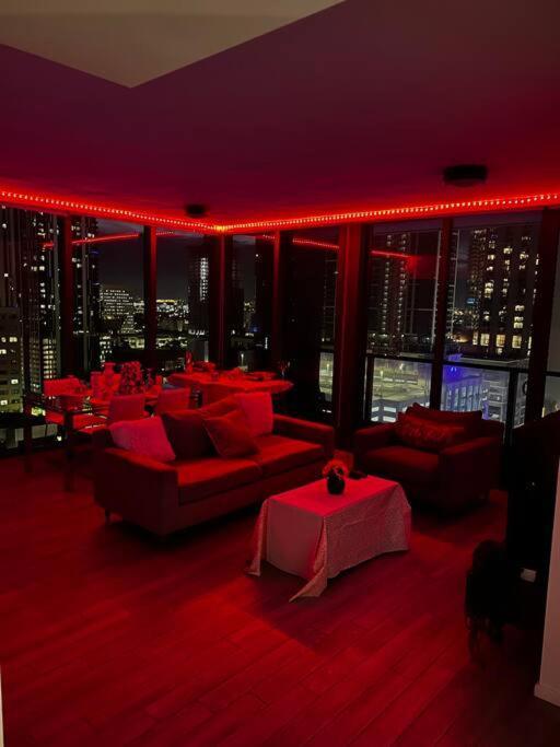 Spacious And Luxurious In Downtown Appartement