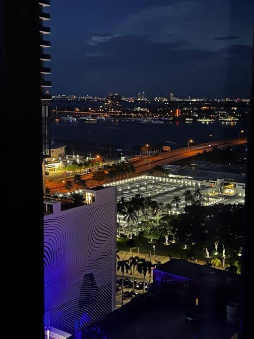 Appartement Spacious And Luxurious In Downtown
