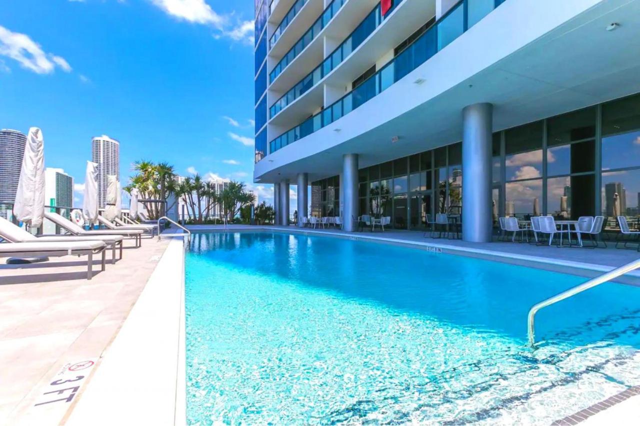 Lunabase Tropical Refuge Holiday home Miami