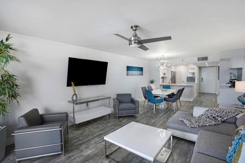 Vice! Totally Renovated, Water & Park Views!
