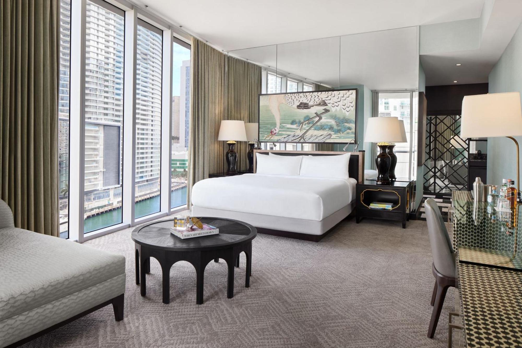 Hotel W 5*