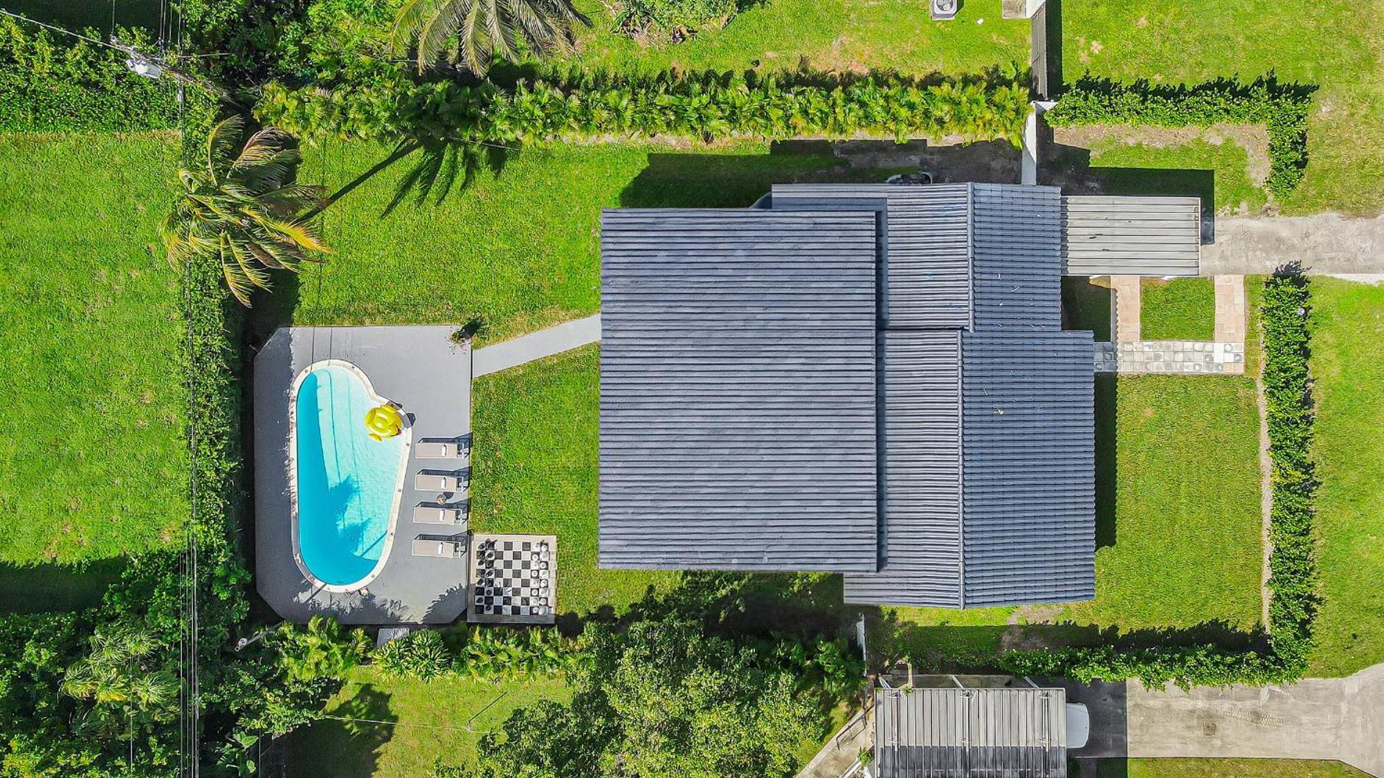 Villa New Tropical Oasis Retreat In