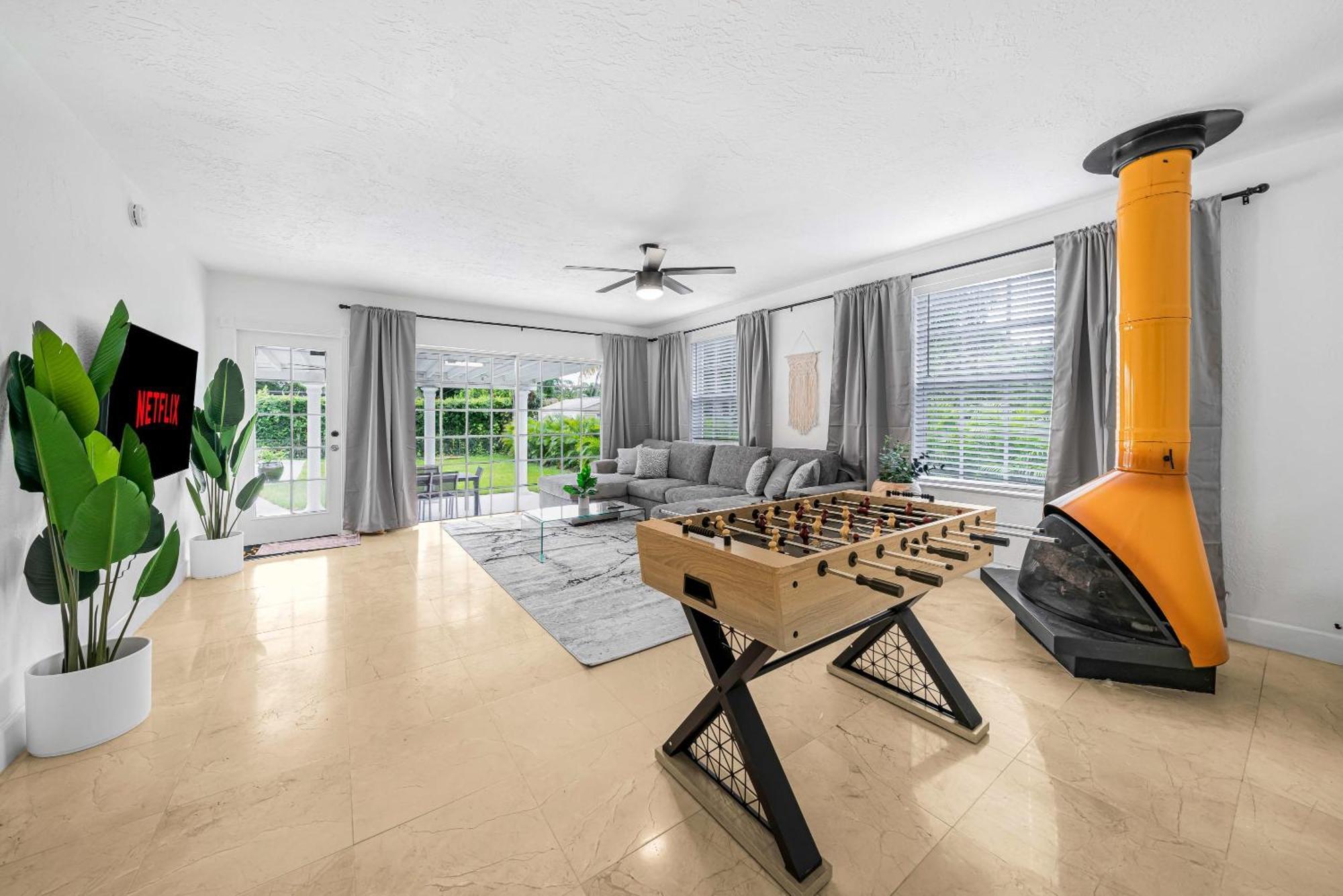 New Tropical Oasis Retreat In Villa