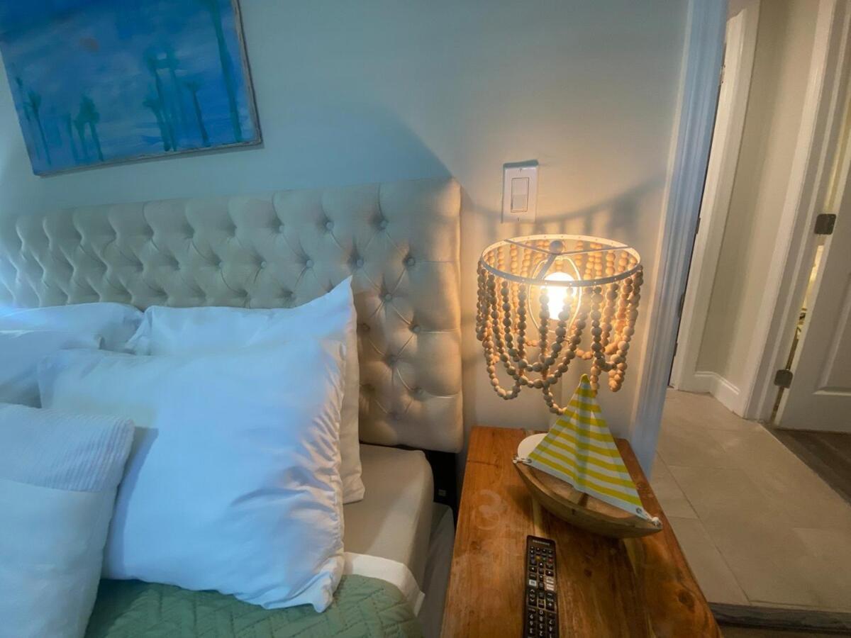 Ferienhaus Townhouse With Patio, Gazebo, Free Parking, Centrally Located Miami
