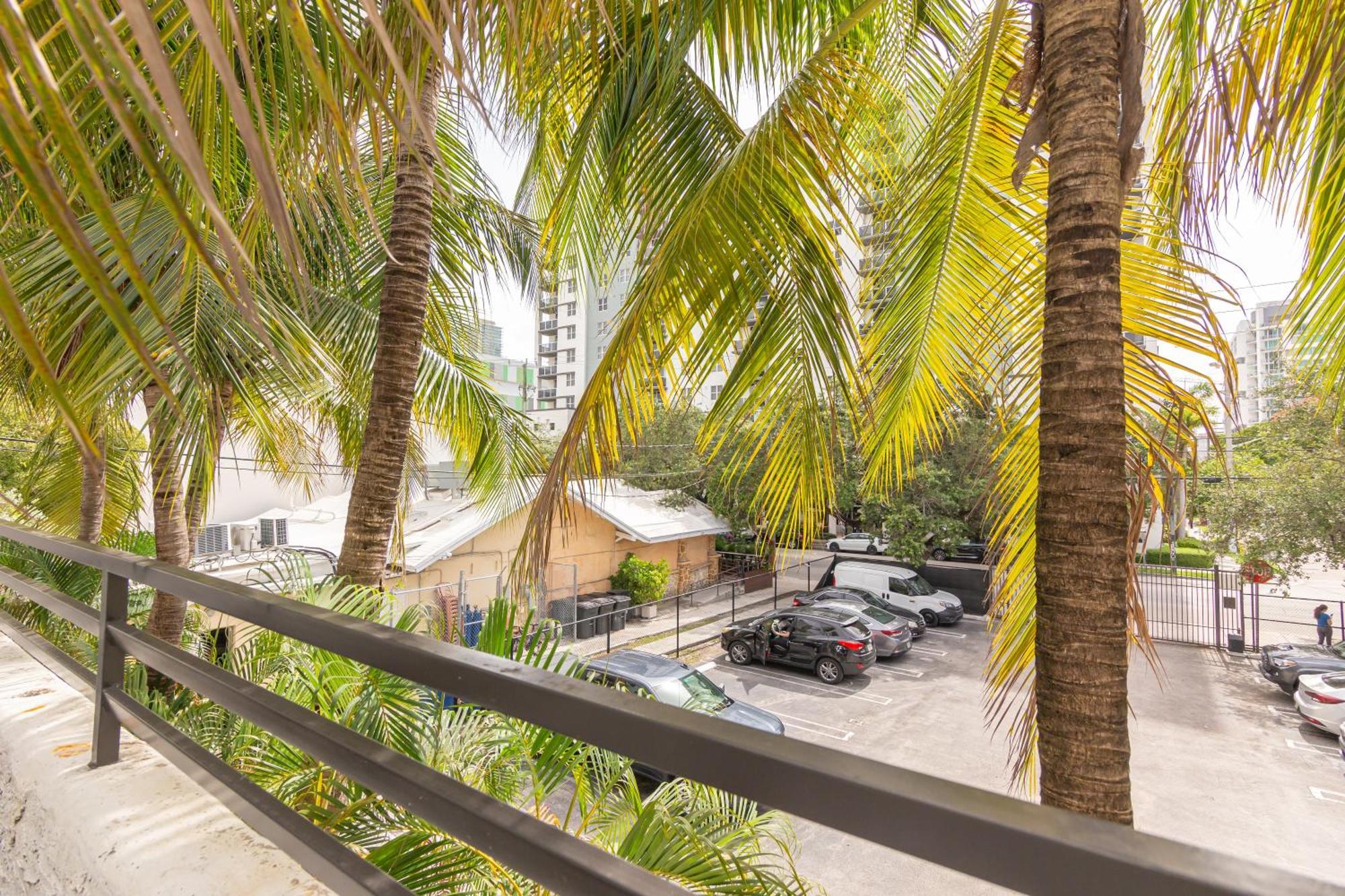 Appartement Midtown - Wynwood Area With Balcony - Art District Near Miami