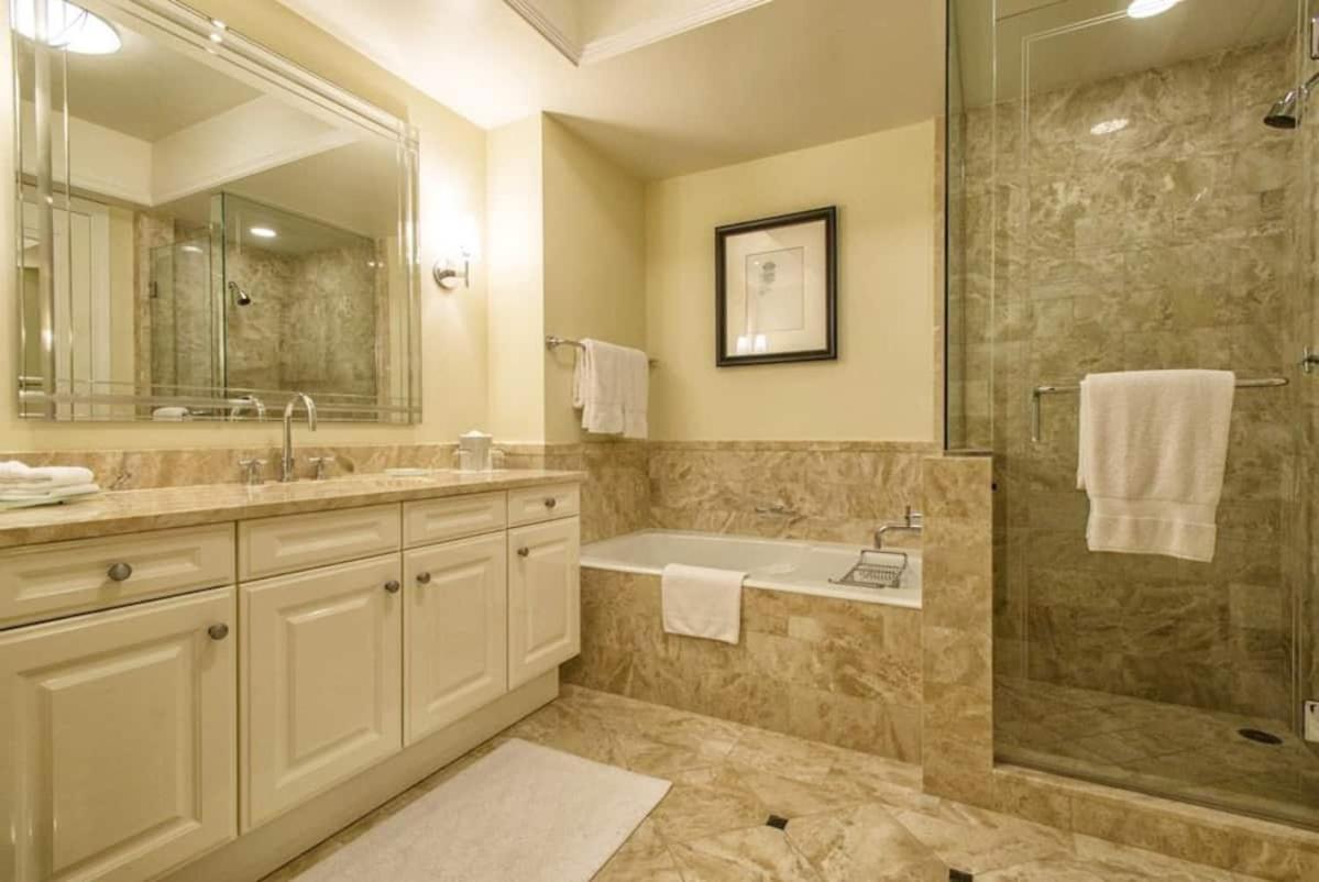 Private At Four Seasons Brickell