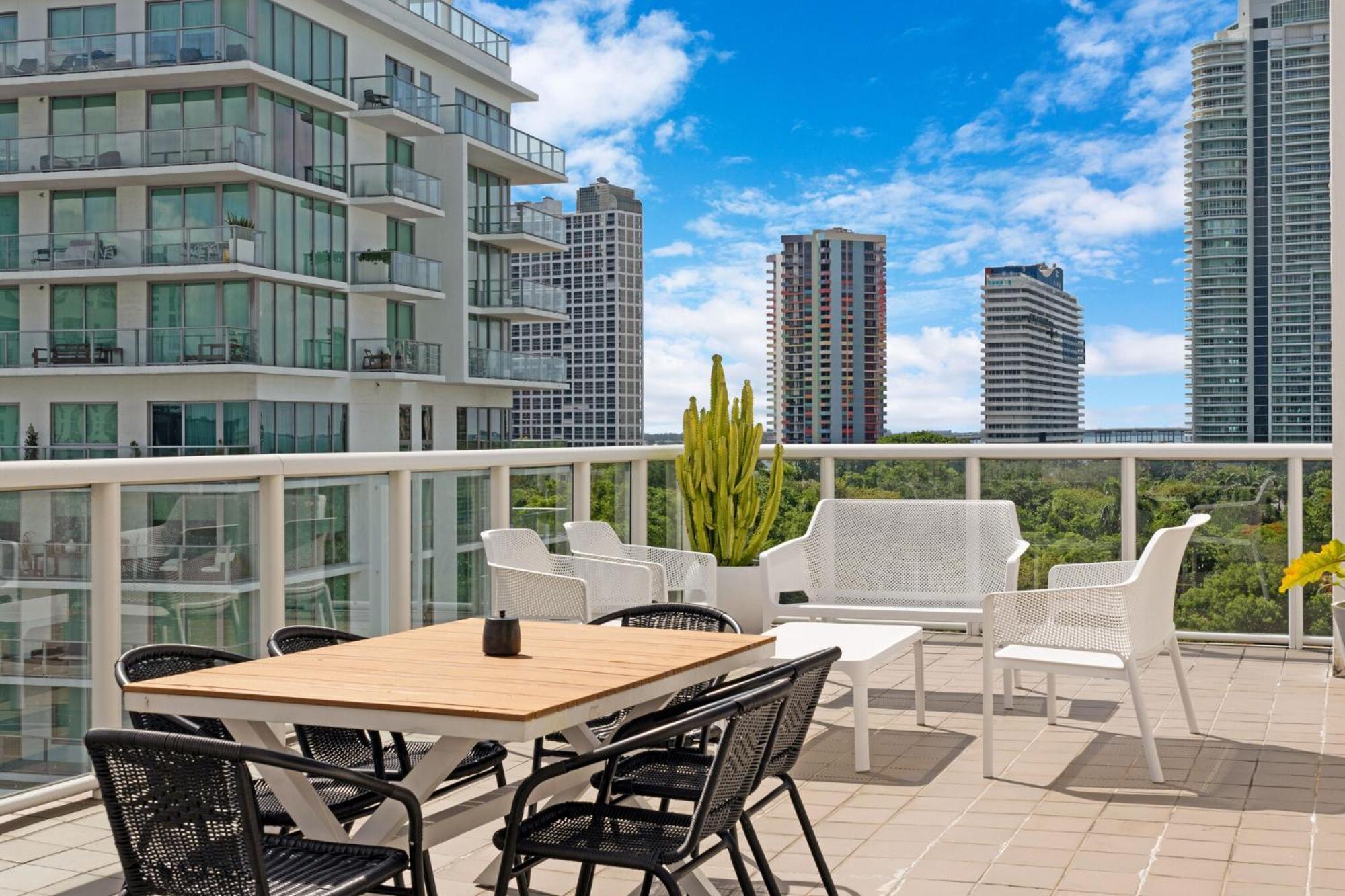 Roami At Habitat Brickell 4*
