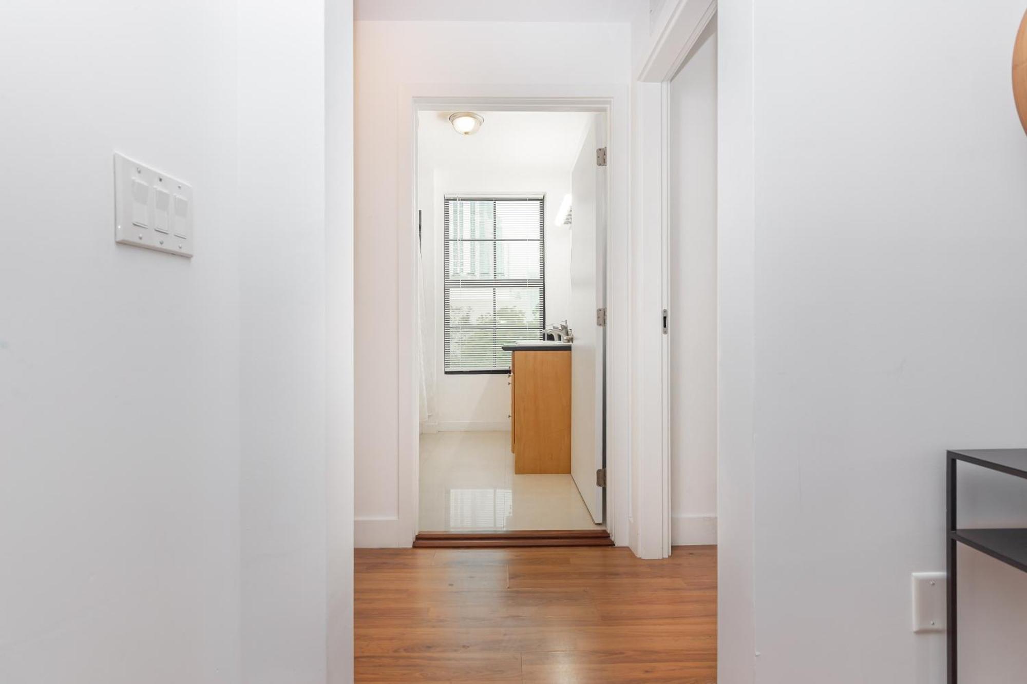 Appartement Downtown 2 Bedroom *