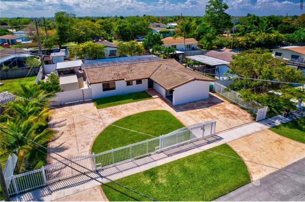 Holiday home Heated Pool Hot Tub Miami