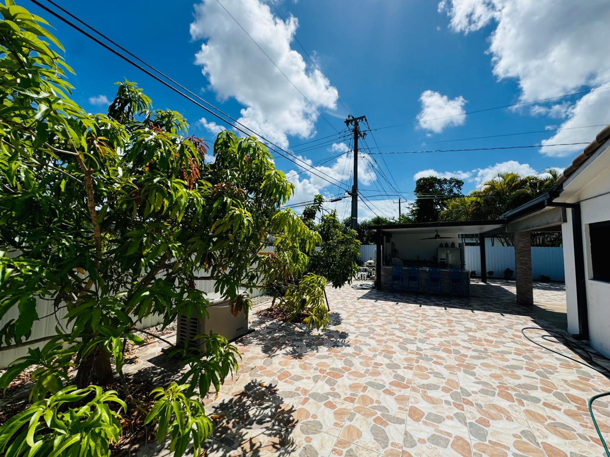 Heated Pool Hot Tub Holiday home Miami