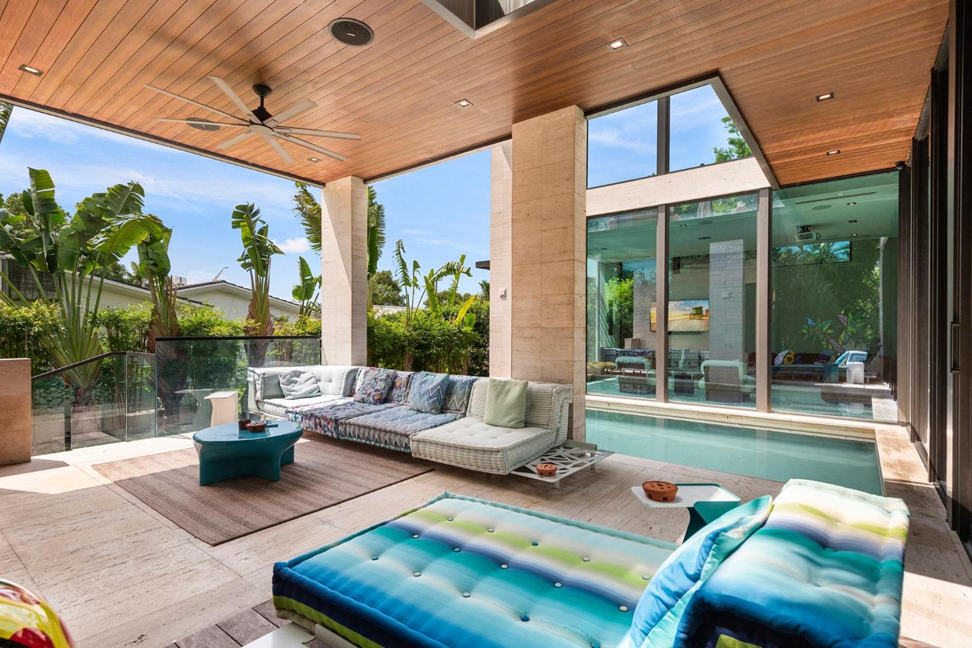 Modern Super Luxury Villa Miami