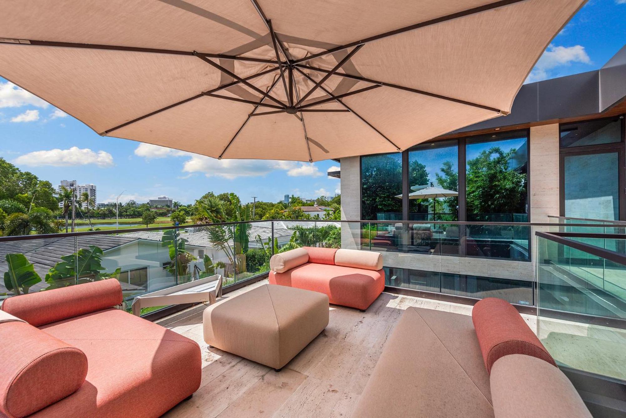 Villa Modern Super Luxury