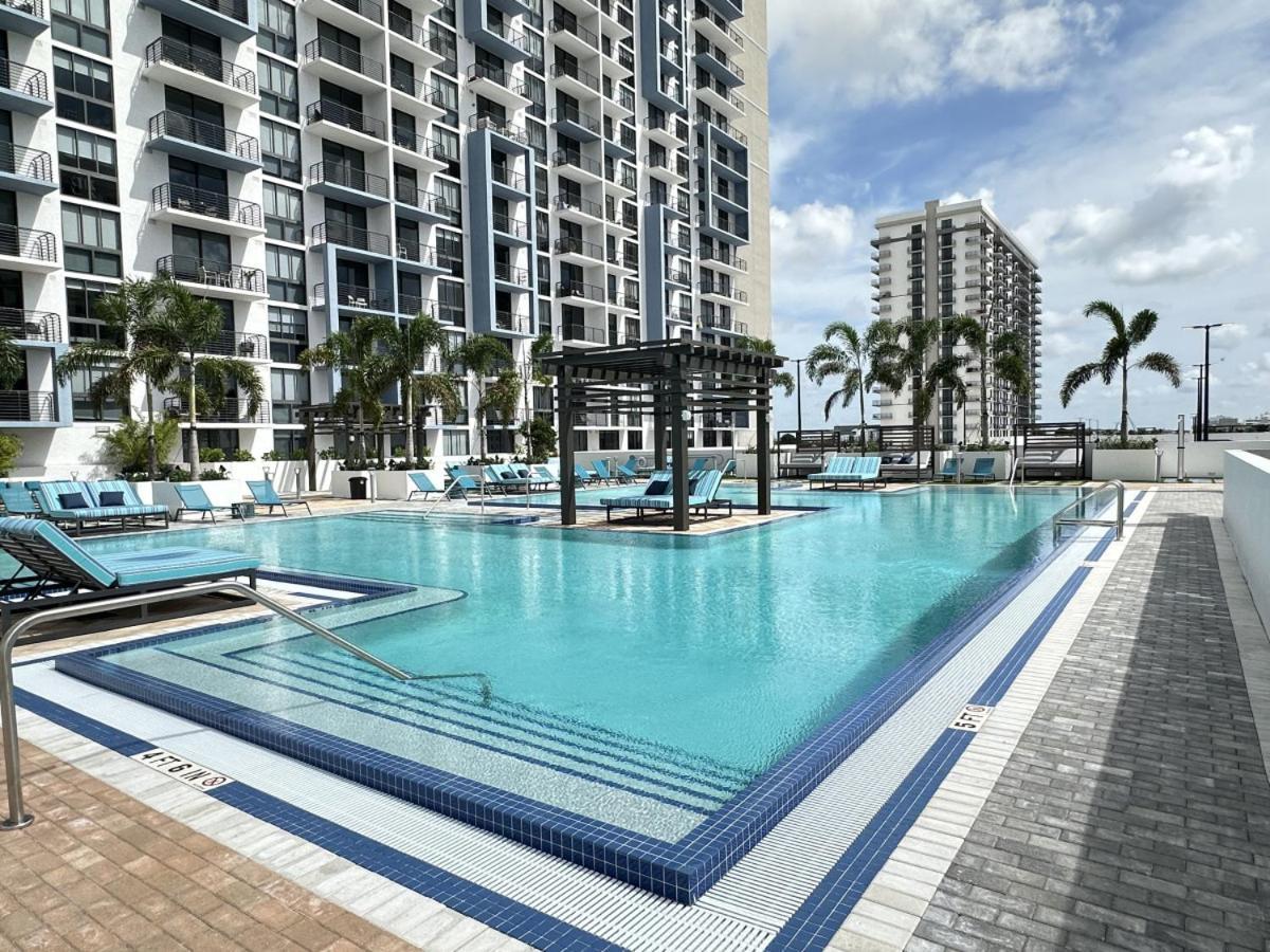 Apartment Doral With Fabulous View *