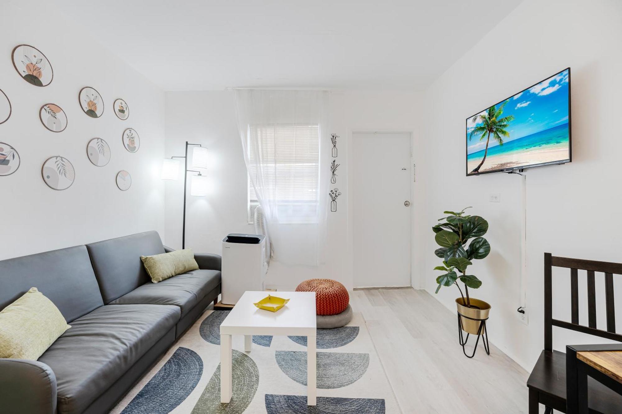 Chic 1Br Getaway Steps From Brickell