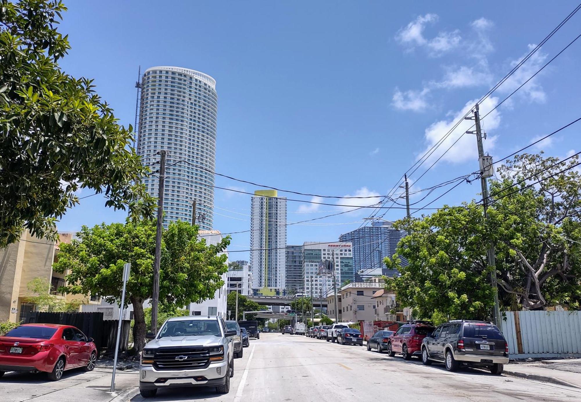 Chic 1Br Getaway Steps From Brickell *