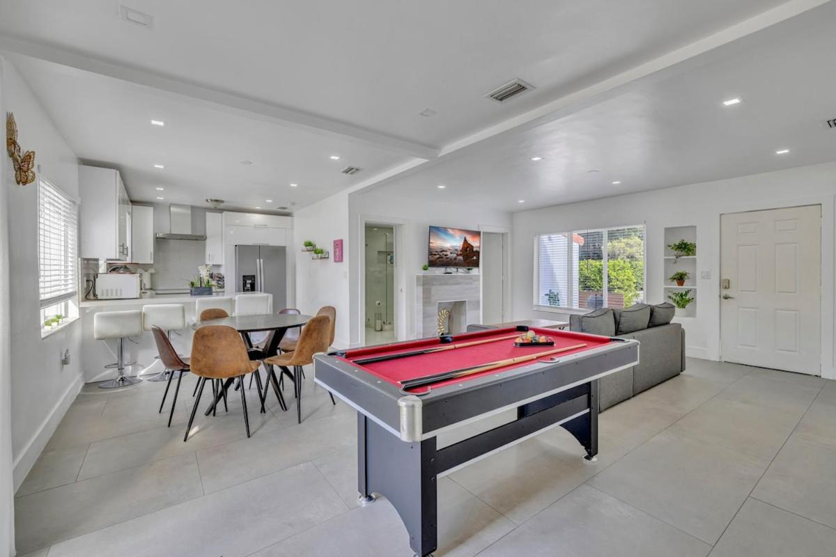 - Pool & Hot Tub Escape *