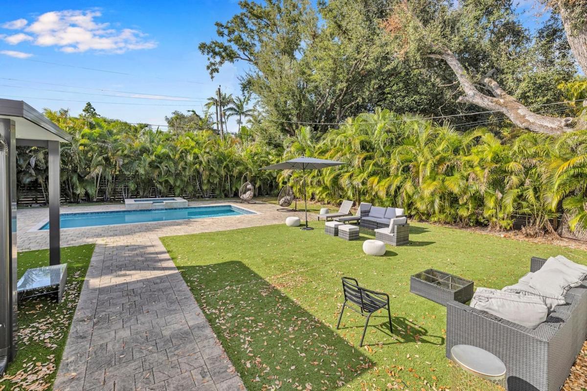 Villa - Pool & Hot Tub Escape