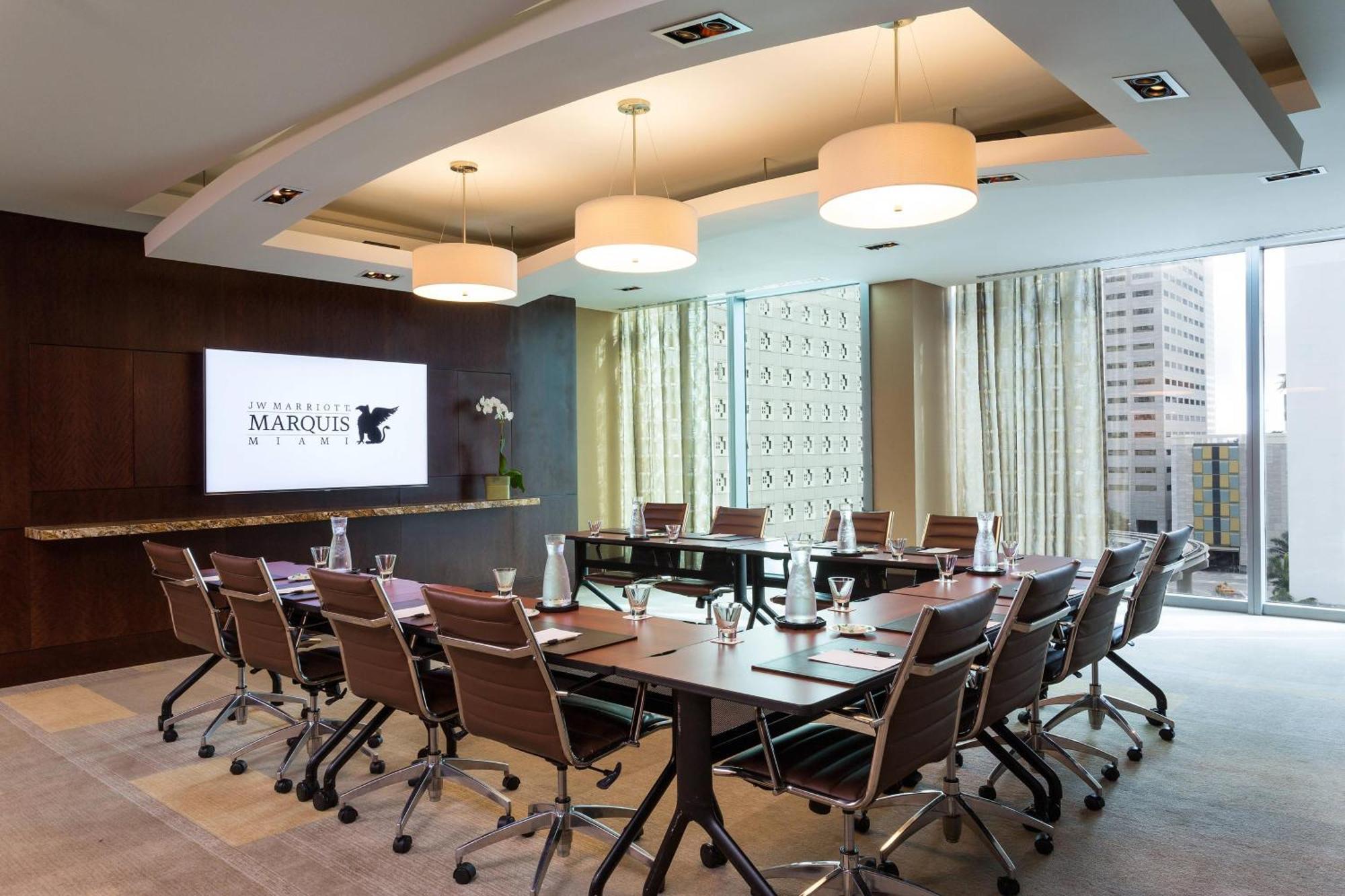 Hotel Jw Marriott Marquis 5*