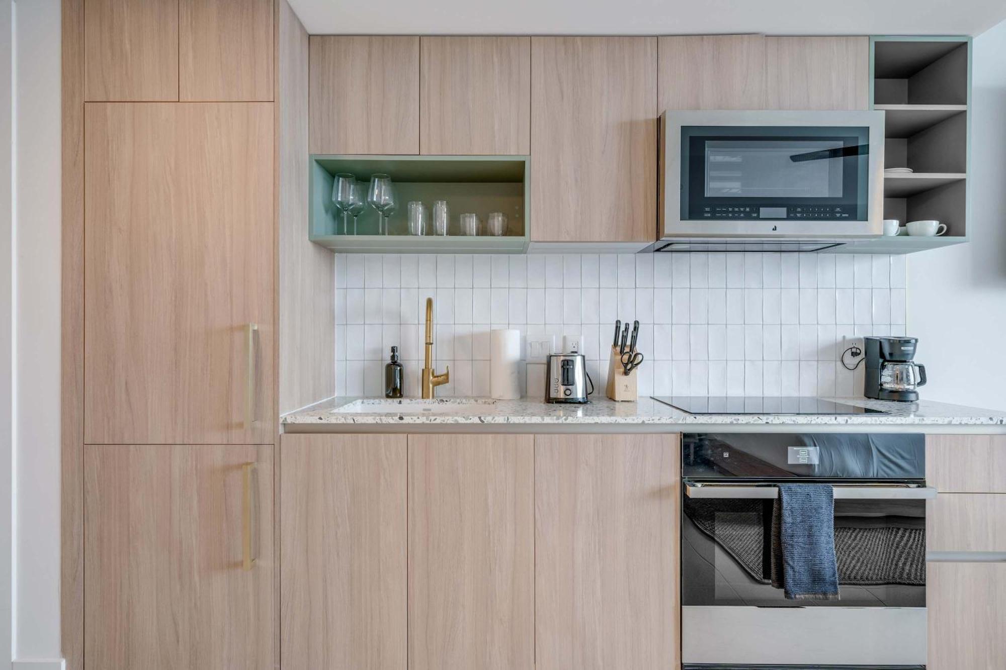 Lemon Drop Cozy Pool And Gym Apartment Miami