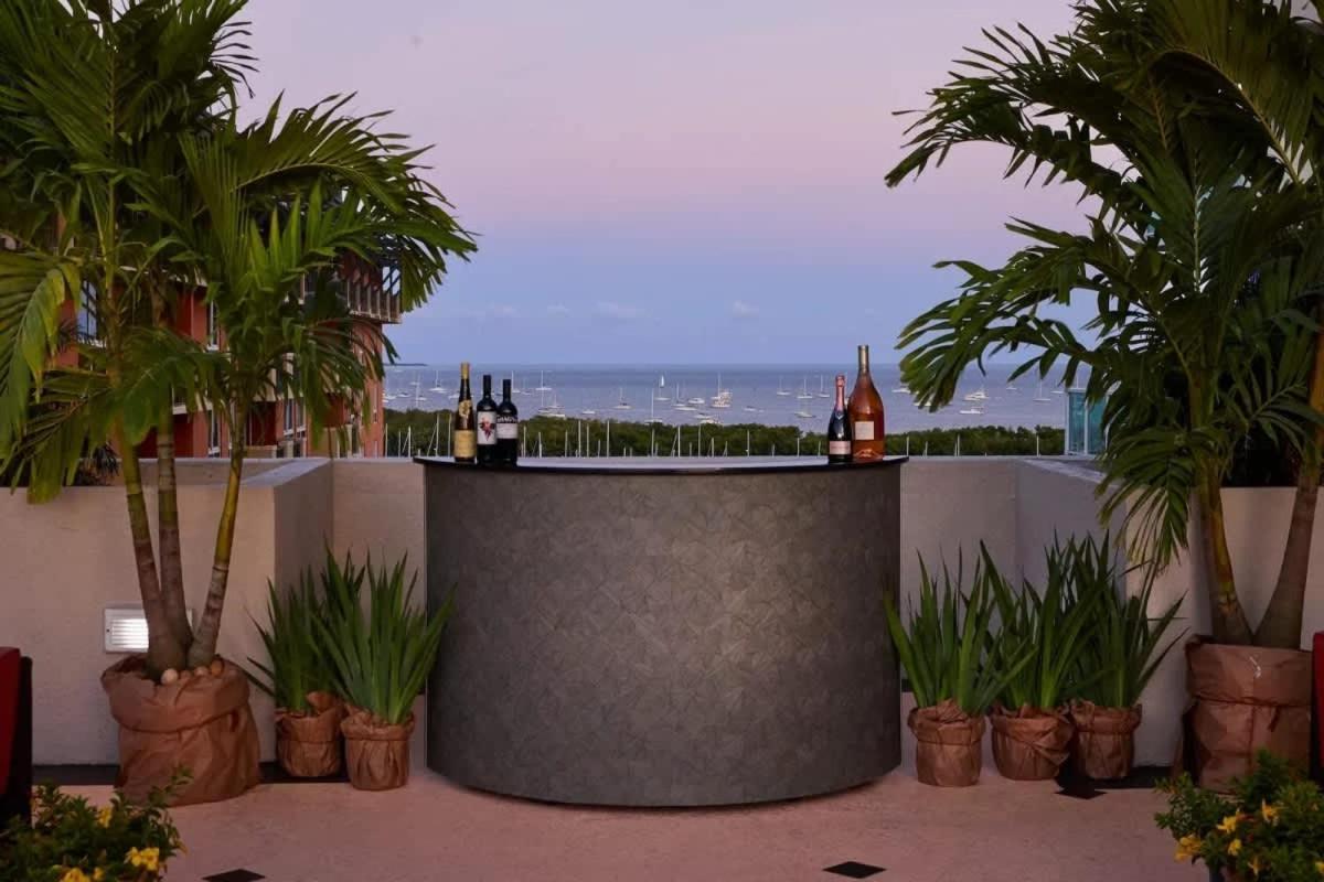 Gasthof Mvr Suite Miami Magic Starts Right Here