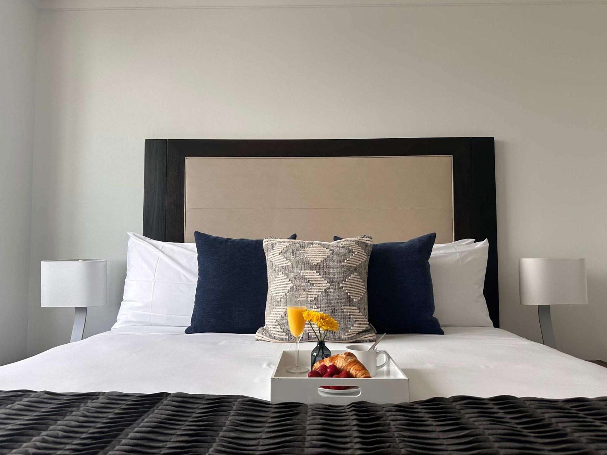 Mvr Suite Miami Magic Starts Right Here