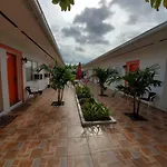 Royal Budget Inn