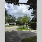 Beautiful Quiet Neighborhood