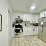 Beautiful & Relax Family House 2/1- Free Parking