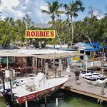 New Luxury Vacation Dream Rental- Sleeps 15!