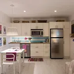 Cozy Beach Casita