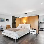 Modern Northwest Vacation Rentals In Miami