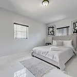 Deco Drive Miami • Near Hard Rock Stadium • South Beach • Wynwood