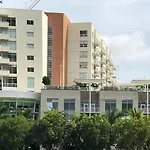 Wonderful 1 Bedroom Condo In Midtown.