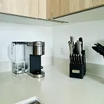Sleek 2Bd 2Ba Condo In Miami Design District