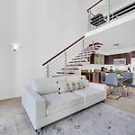 Amazing Loft Style 1 Bed With Water And City Views