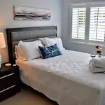 Pvt Bdrm, Close To Airport & Cruise Terminal