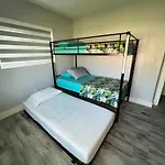 Beauty House In Palmetto Bay Fl