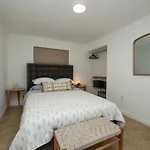 Renzzi Wynwood House