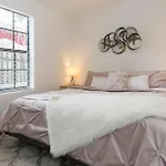Lovely Apartment Near Brickell 1