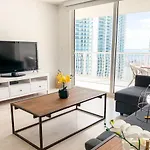 Star Stay Miami Orange Brickell