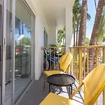One Bedroom Apartment - With Parking & Balcony - Heart Of Wynwood