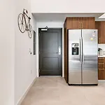 New 2Bed/2Bath Next To Jackson Memorial Hospital