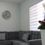 Luxury Vacation House In Miami\'S Center!